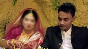 প্রবাসী স্বামীকে তালাক না দিয়েই পরকীয়া প্রেমিককে বিয়ের অভিযোগ এক নারীর বিরুদ্ধে