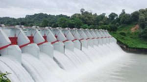 কাপ্তাই হ্রদের পানি দ্রুত বাড়ছে, খুলে দেওয়া হলো ১৬ টি জলকপাট।