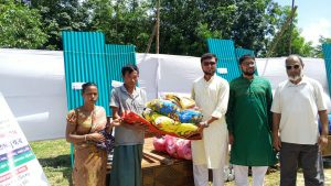 লামায় বন্যায় ক্ষতিগ্রস্ত ১০০ পরিবারের মাঝে ঘর নির্মাণ ও গৃহস্থালি সামগ্রী বিতরণ