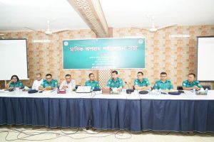 কেএমপিতে মাস্টার প্যারেড, কল্যাণ সভা ও মাসিক অপরাধ পর্যালোচনা অনুষ্ঠিত