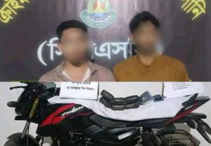 রামুর কচ্ছপিয়ার মো. ইসা ও লারপাড়ার মো. নুরুল আবছার ১৪ হাজার ইয়াবা নিয়ে গ্রেপ্তার