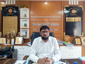 বিদায়বেলায় স্মৃতিতে লামা পৌরসভা, সংকট মোকাবিলায় প্রশাসক মঈন উদ্দিনের ভূমিকা