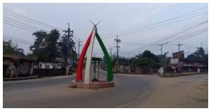 খাগড়াছড়ি-রাঙামাটিতে আধাবেলা সড়ক অবরোধ চলছে