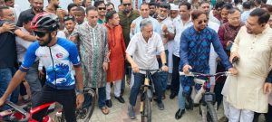 চট্টগ্রামে বাংলাদেশের প্রথম সাইকেল ট্র্যাকের উদ্বোধনী অনুষ্ঠানে আমীর খসরু মাহমুদ চৌধুরী