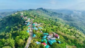 সাজেক সড়কে ফের অবরোধের ডাক, অনিশ্চয়তায় পর্যটন ও যাতায়াত।