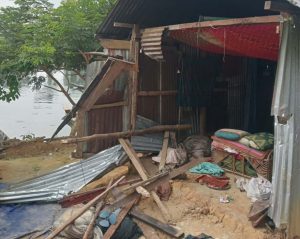 লংগদুতে ফের বন্য হাতির তাণ্ডব, দ্বিতীয়বার ভাঙল ইদ্রিসের বসতঘর।