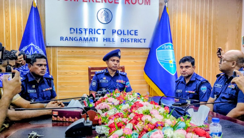 সাজেকে পর্যটকদের নিরাপত্তা নিয়ে উত্তেজনা, গুলিবিনিময়ে আহত অন্তত ৬