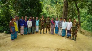 দুর্গম পাহাড়ভাঙ্গায় জনকল্যাণে সেনাবাহিনী, জীবনমান উন্নয়নে একগুচ্ছ উদ্যোগের আশ্বাস